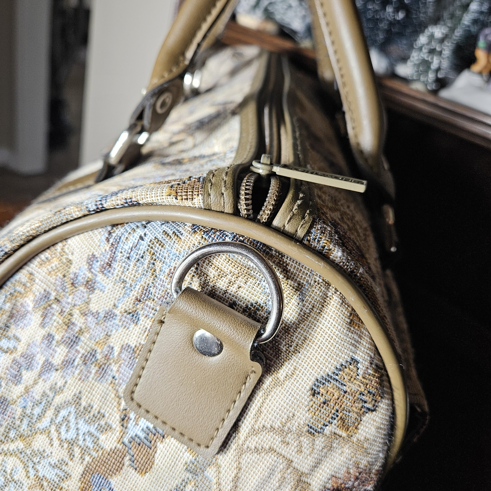 Vintage Floral Tapestry Handbag - Picture 9 of 10